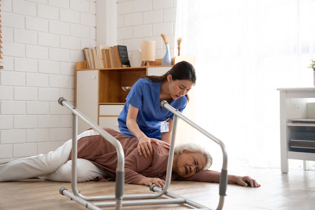 5 Signs It’s Time to Consider Home Care for Your Loved One